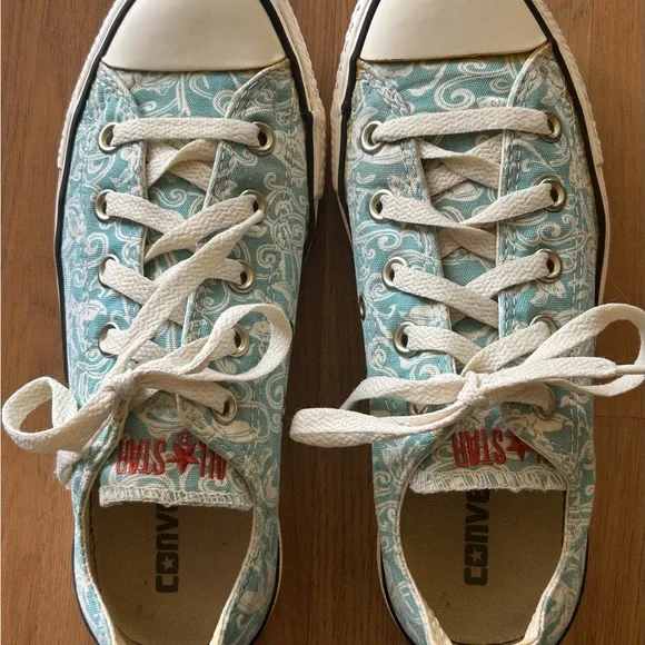 Converse CTAS Chuck Taylor All Star low tops koi fish 7B060101 M4 W6 - Picture 5 of 7